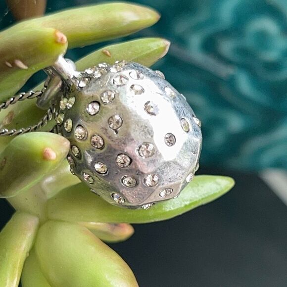 Antiqued Silver Layered Swarovski Crystals Statement Layered Pendant Necklace - Picture 4 of 8